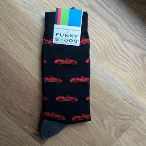 NWT Funky Socks brand; sports car print; size 6-12 mens